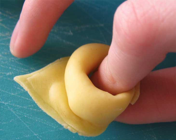 tortellini-maison-doigt